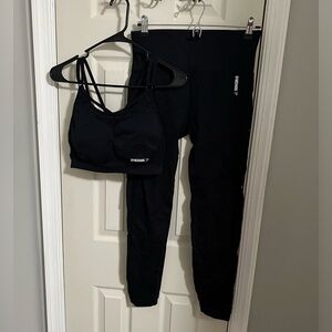 Large Gymshark Energy Seamless Set
